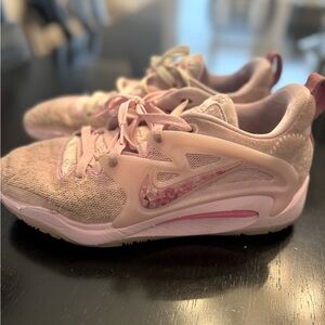 Nike KD 15 NRG Aunt Pearl